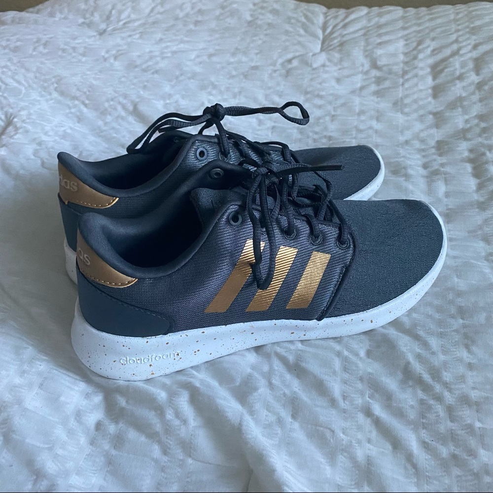Women’s Adidas Running Shoes | Size 7.5
